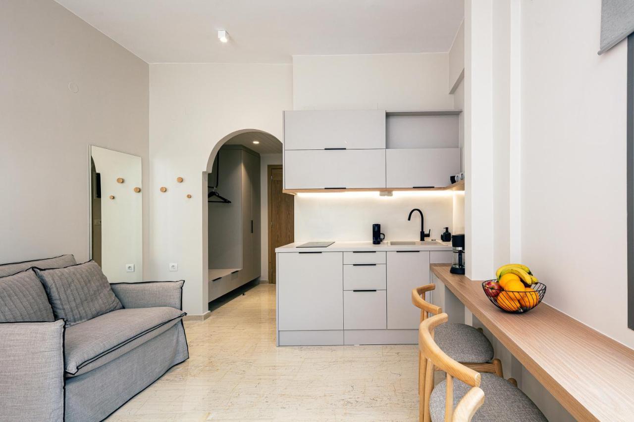 Ariadne Suites Плакиас Экстерьер фото
