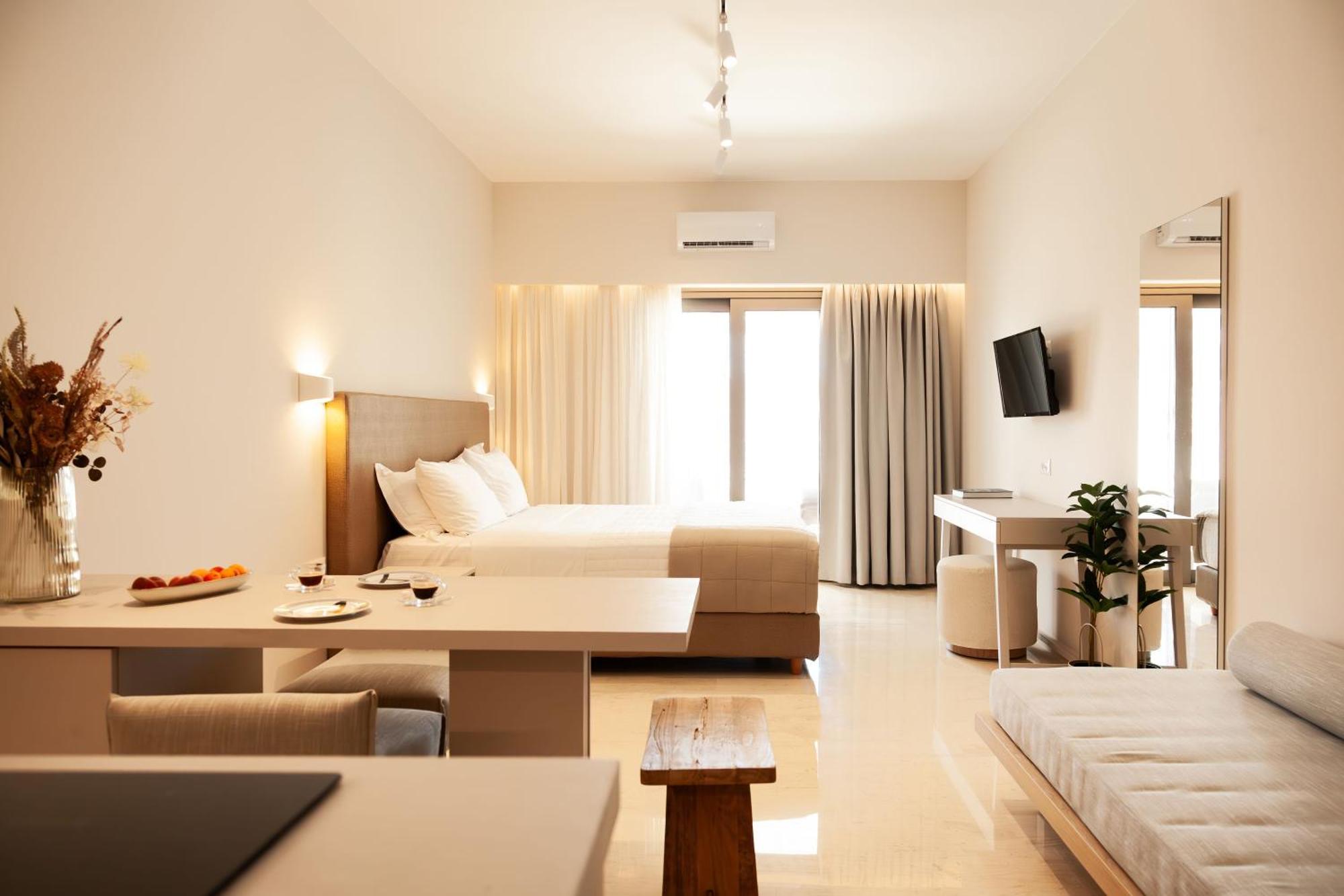 Ariadne Suites Плакиас Экстерьер фото