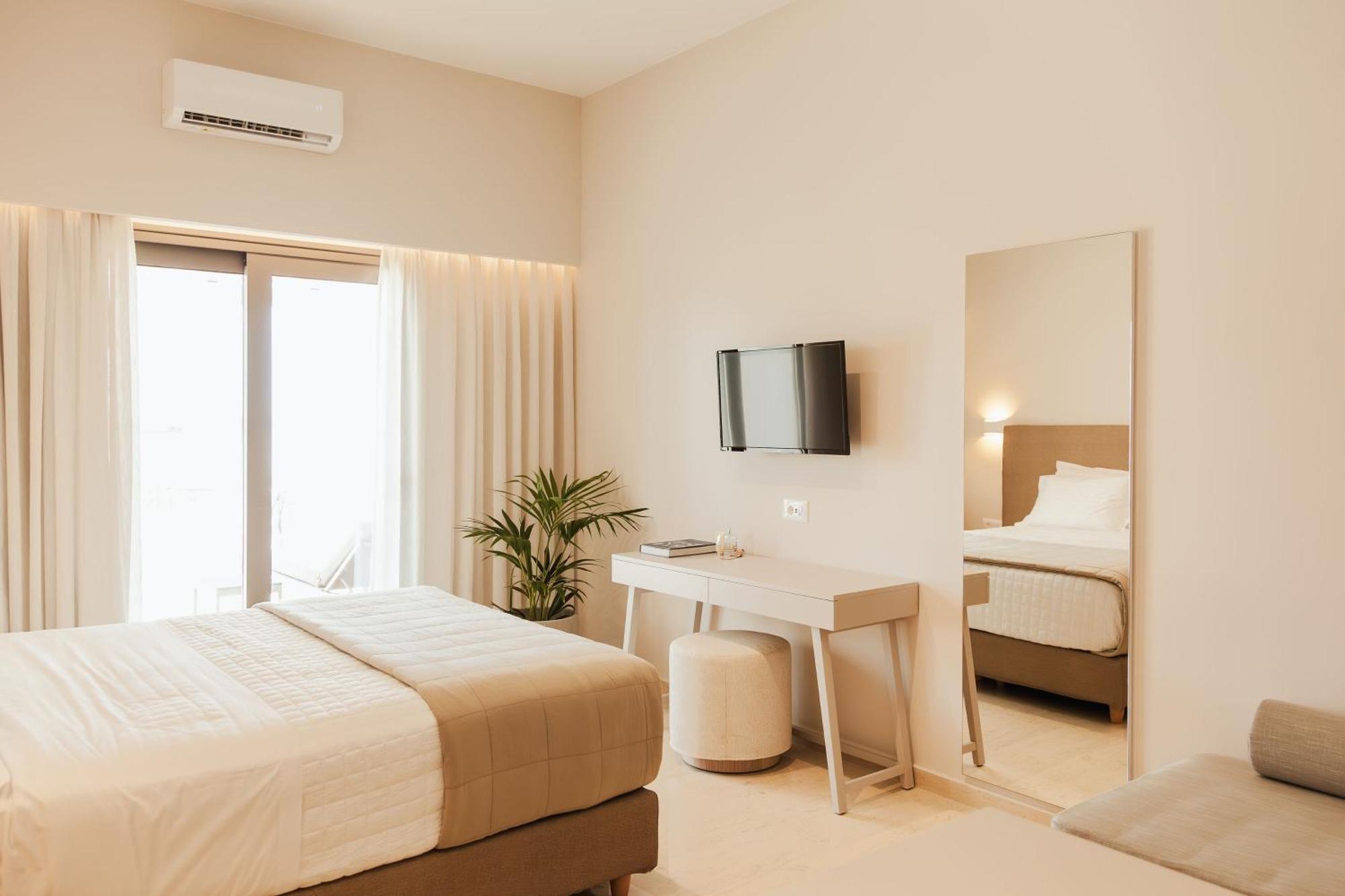 Ariadne Suites Плакиас Экстерьер фото